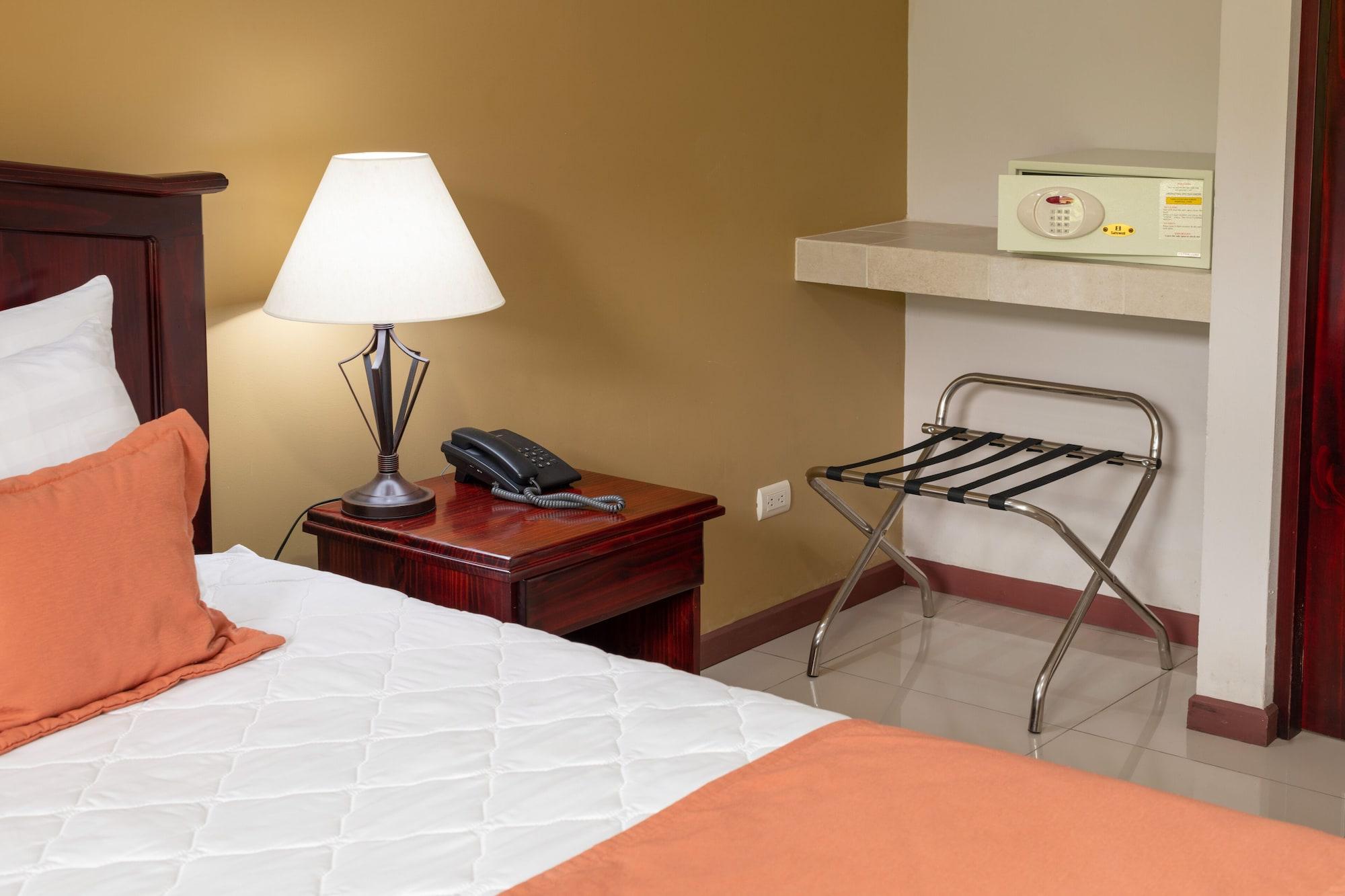Hotel Magic Mountain La Fortuna ภายนอก รูปภาพ