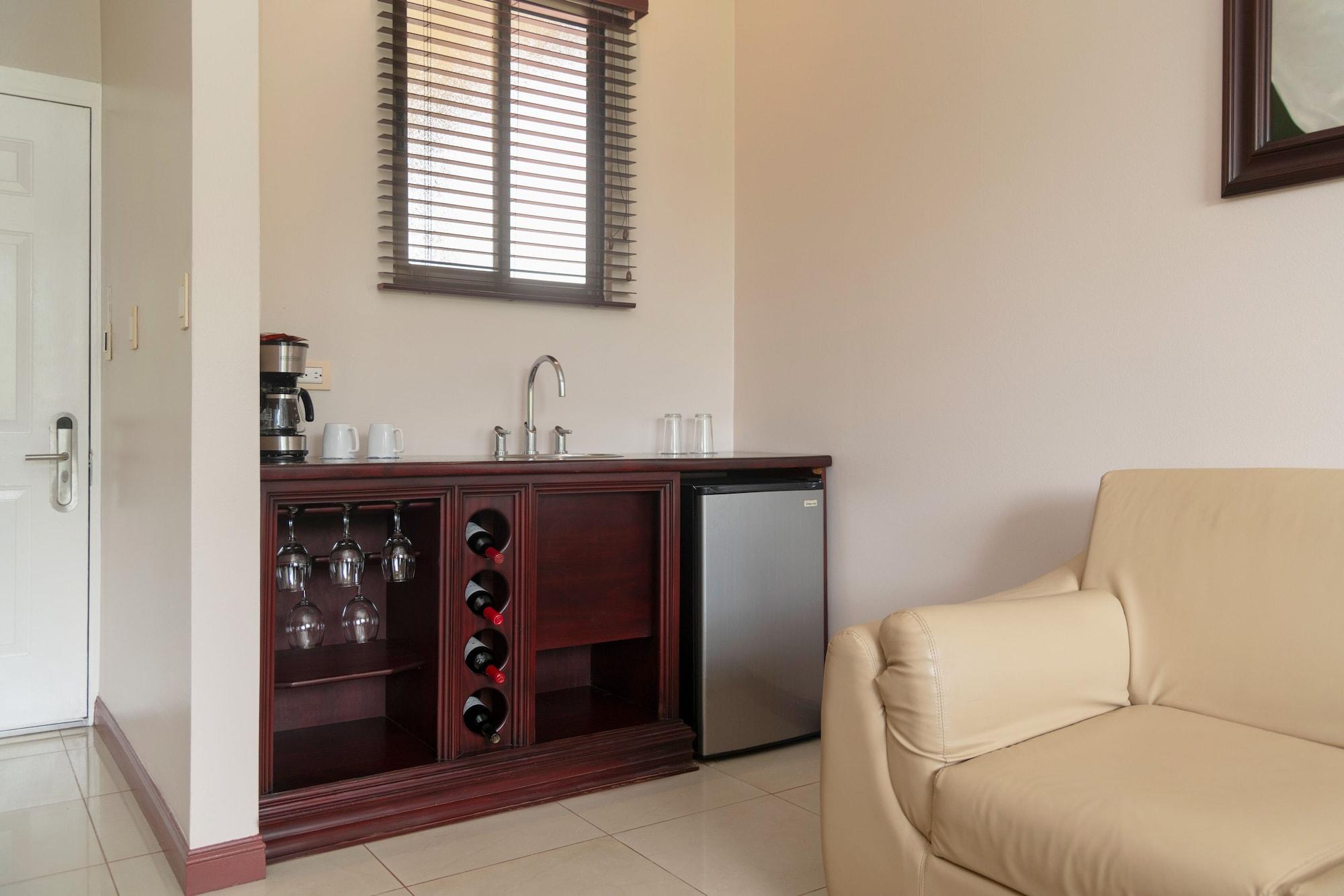 Hotel Magic Mountain La Fortuna ภายนอก รูปภาพ