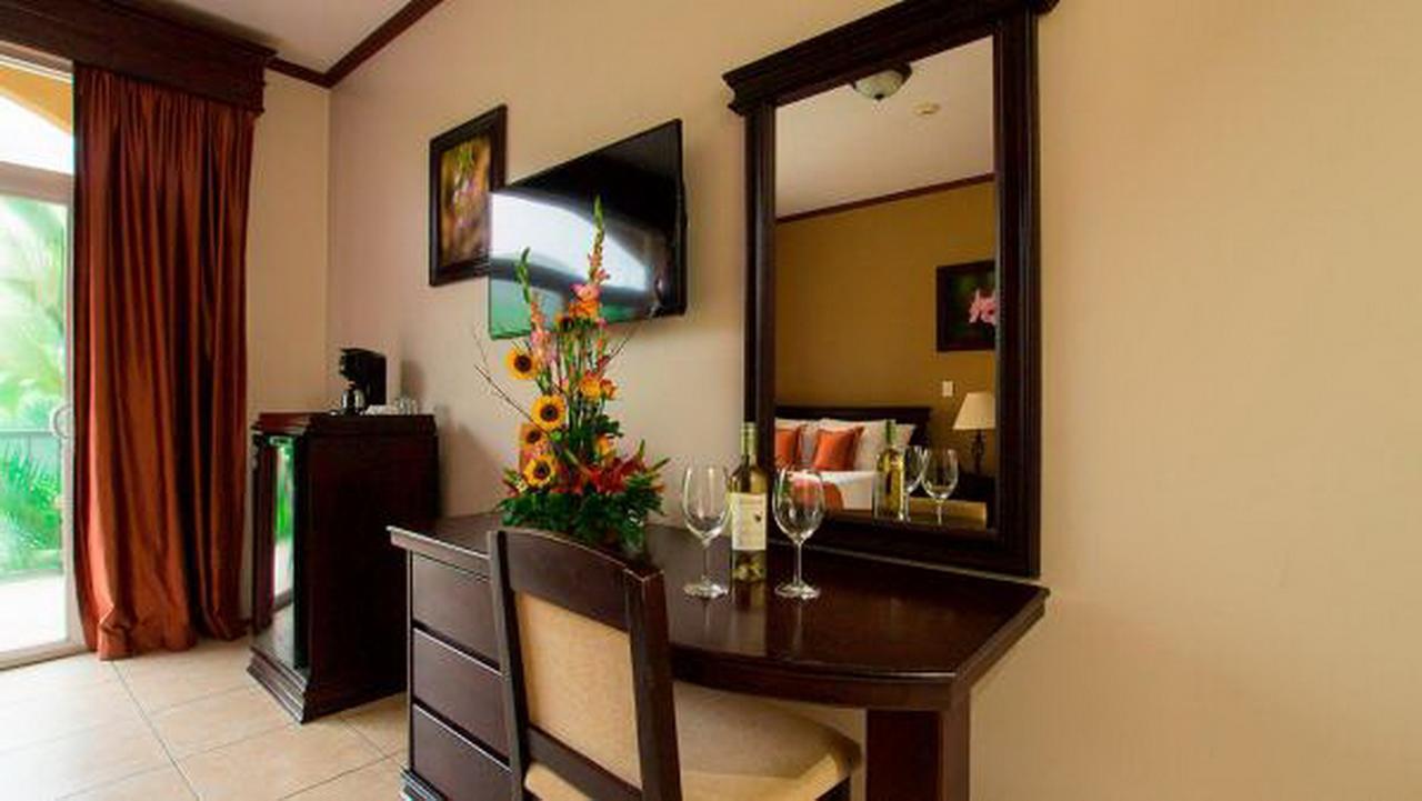 Hotel Magic Mountain La Fortuna ภายนอก รูปภาพ