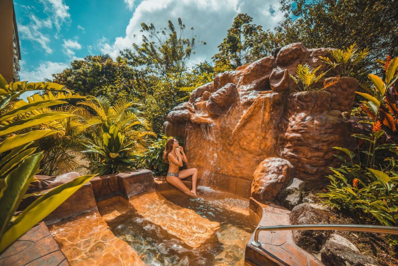 Hotel Magic Mountain La Fortuna ภายนอก รูปภาพ